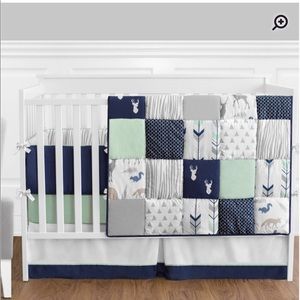 Crib bedding
